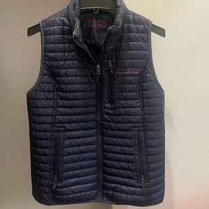 vineyard vines puffer vest size S